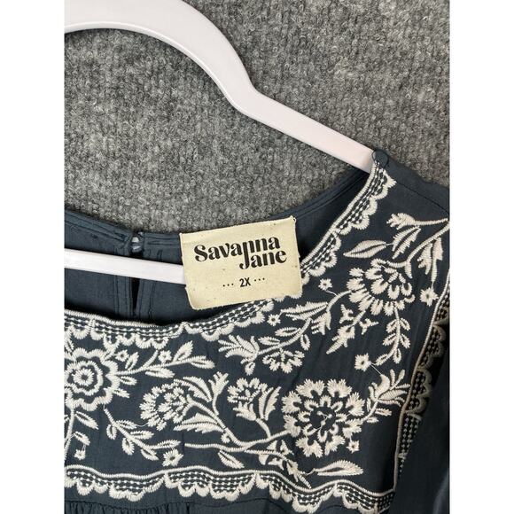 Savanna Jane Top Women's 2X Blue White Embroidered Floral - Picture 4 of 12